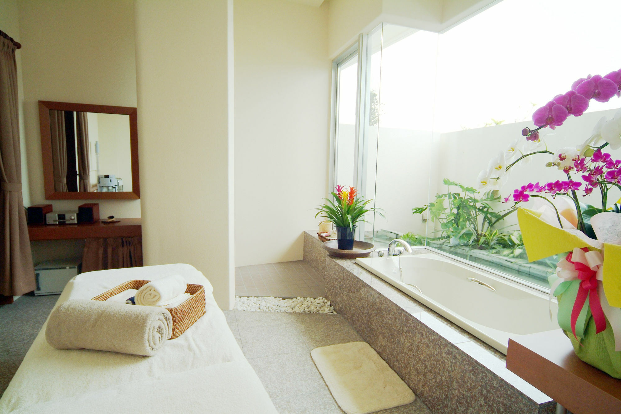 Em Wellness Kurashinohakko Lifestyle Resort Okinawa Extérieur photo